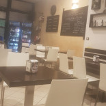Calili Bistrot À l'intérieur