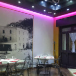 Golden Mill E Pizzeria À l'intérieur