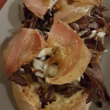 Trallalla food