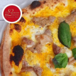 La Lanterna Pizzeria food