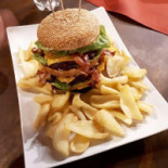 Phoenix Pub Comida