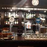 Phoenix Pub Dentro