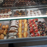 Vallonearanci Pietro food