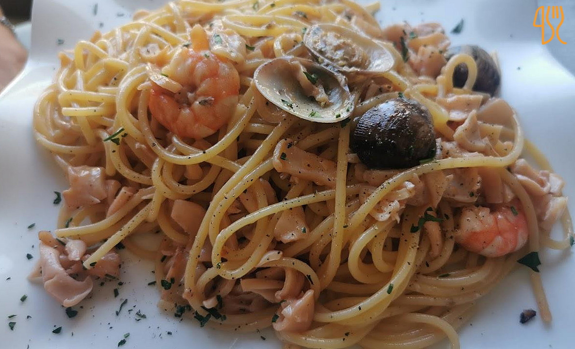 La Pineta Comida