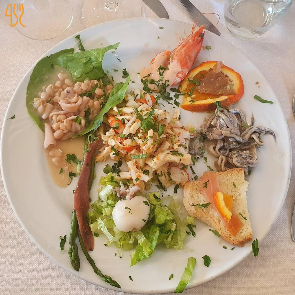 La Pineta Comida
