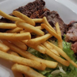 Zona 30 Beer ‘n’ Grill food