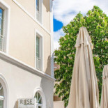 Cafe Rose Extérieur
