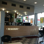Hesburger Dentro