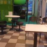 Hesburger Dentro