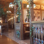 Etno Dvaras inside