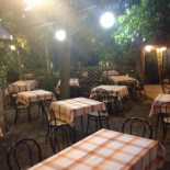 Pizzeria L'usignolo inside
