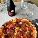 Pizzeria L'usignolo food