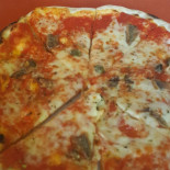 Pizzeria L'usignolo food