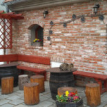 Rustikal outside