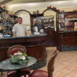 Stazione inside
