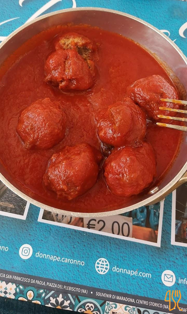 Donna Pè Carta