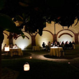 La Buta outside