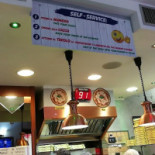 Pizzeria Fast Food La Piroga À l'intérieur