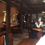 Steak House Liberec Dentro