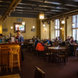 Pub Kompressor Dentro