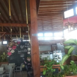 High Burger Esterno