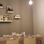 Pizzeria Marechiaro inside