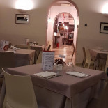 Pizzeria Marechiaro inside