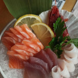 Amy Sushi Crevoladossola Comida