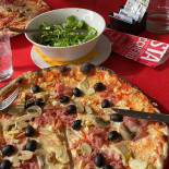 La Mimosa Pizzeria food