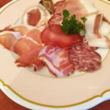 Divin Porcello food