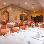 Pizzeria Continental inside