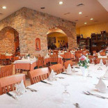 Pizzeria Continental inside
