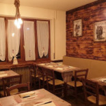 Pizzeria Trattoria Del Volante inside