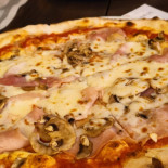 Pizzeria Lo Stroncapane Comida