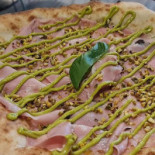 Pizzeria Gusto Over The Sea food