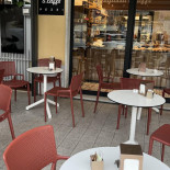 Panificio Pasticceria Perrone Di Perrone Sergio E C. À l'intérieur