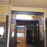Hong Kong Chiavari outside