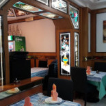 Hong Kong Chiavari À l'intérieur