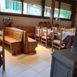 Pizzeria La Lampara Dongo inside