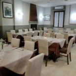 Pizzeria La Lampara Dongo inside