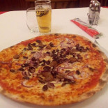 Pizzeria Al Ponte food