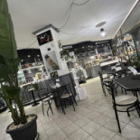 Ovvio Caffè inside