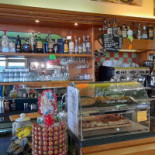 Ella's Cafe E Lounge Dentro