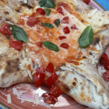 Pizzeria Napoletana O' Garibaldin food