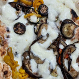 Pizzeria Napoletana O' Garibaldin food