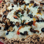 Pizzeria Napul'è food