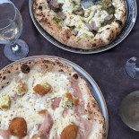 Attimo food