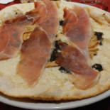 Mr Finnegan Pizza Birra Barbecue food