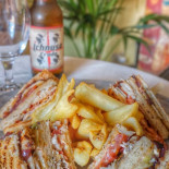 Cafe' Florian food