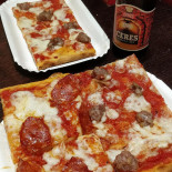 Mani E Mattero Pizza Al Taglio food